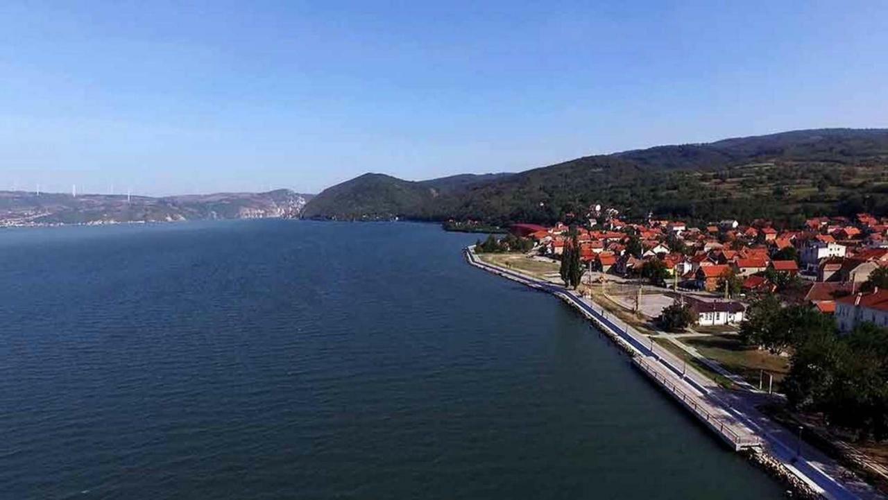 Apartments Barocco Golubac Eksteriør bilde